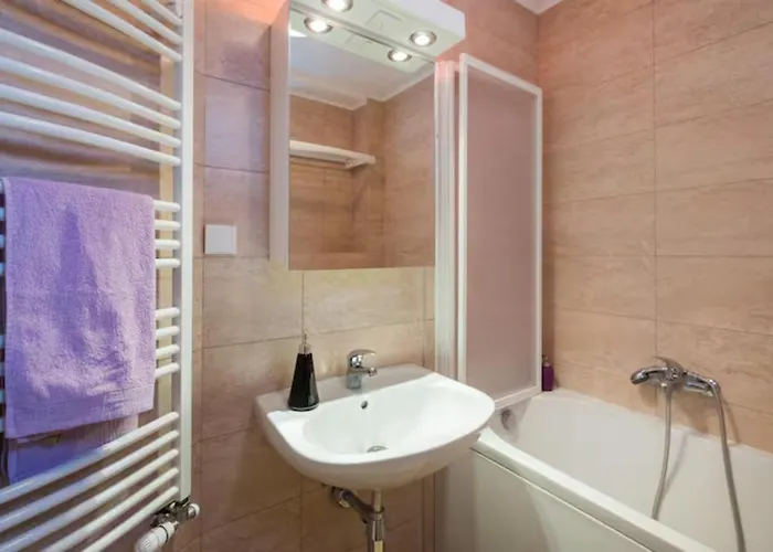 Sekula's Center アパート ベオグラード